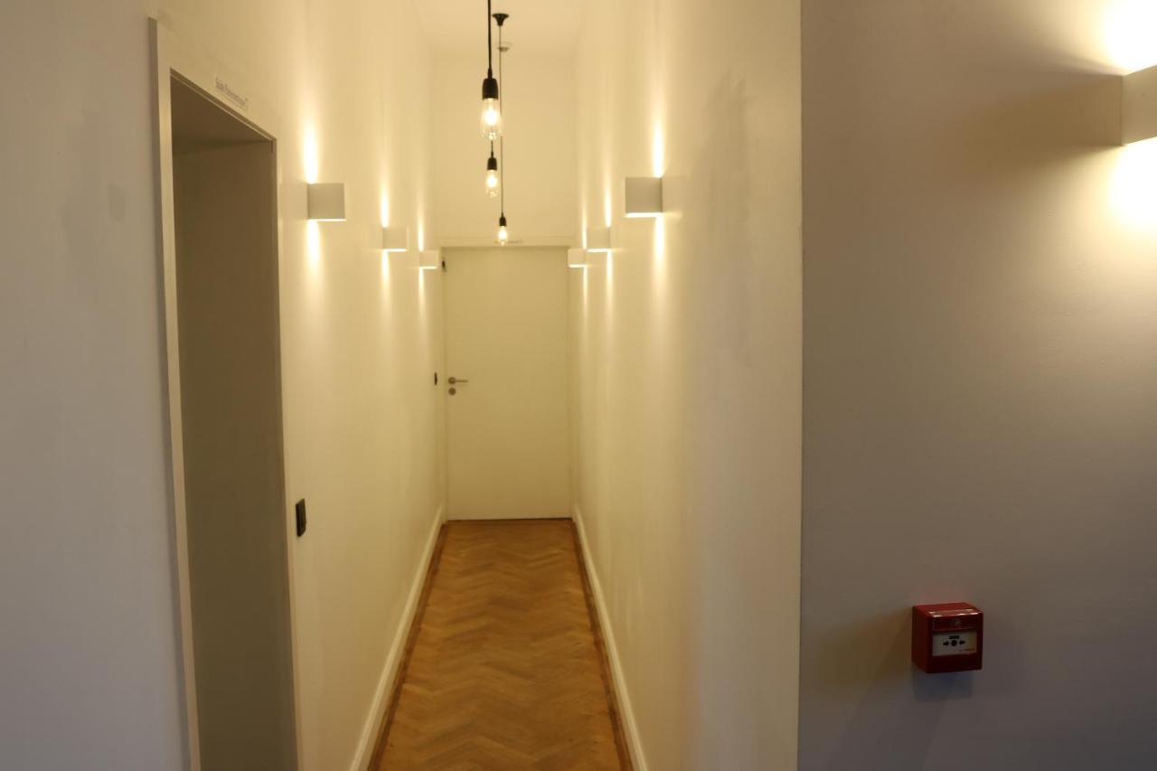 Peter House Bed & Breakfast Nivelles Bagian luar foto