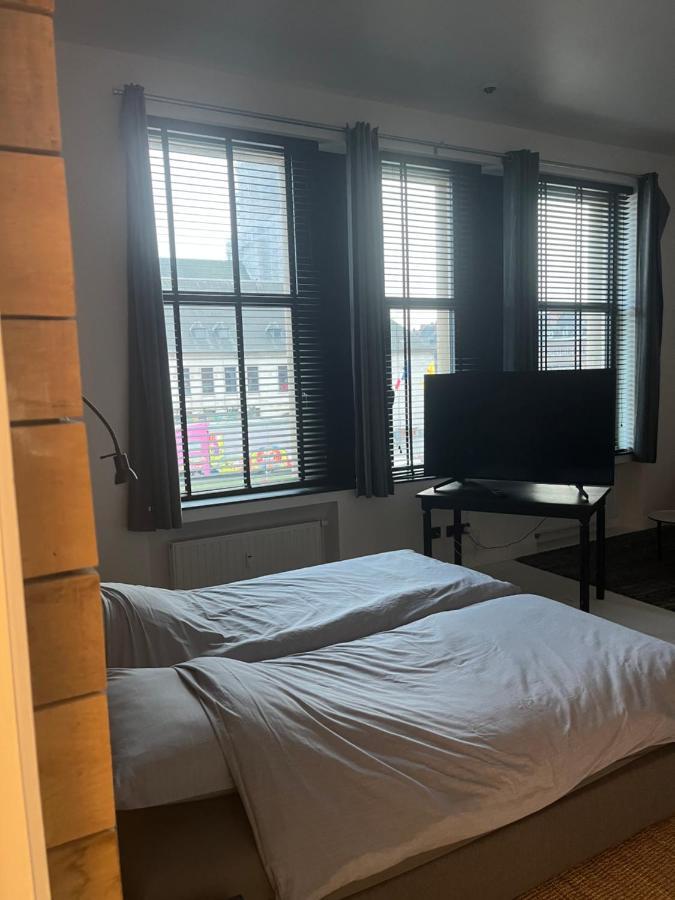 Peter House Bed & Breakfast Nivelles Bagian luar foto