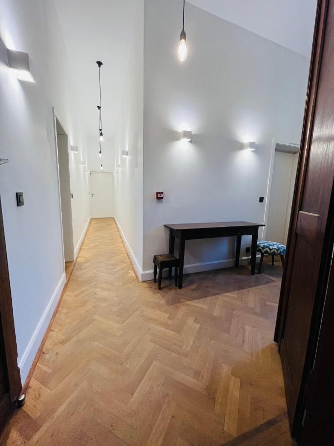 Peter House Bed & Breakfast Nivelles Bagian luar foto